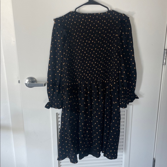 Madewell Lucie V-Neck Smocked Dress, with Oval Dots size XS - Picture 7 of 7